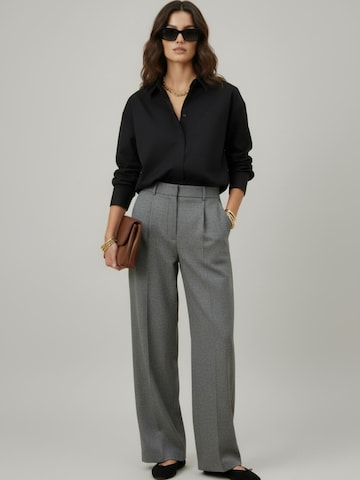 WEARABLE STORIES Blouse 'Luna' in Black: front