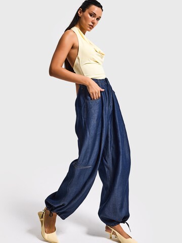 IT'S BASIC Loosefit Jeans 'BARREL BALLOON MID RISE JEANS' in Blauw