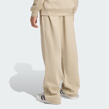 ADIDAS ORIGINALS Loosefit Broek 'Trefoil Essentials' in Beige