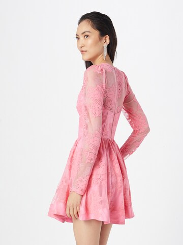 Robe de cocktail 'ELLIE' Bardot en rose