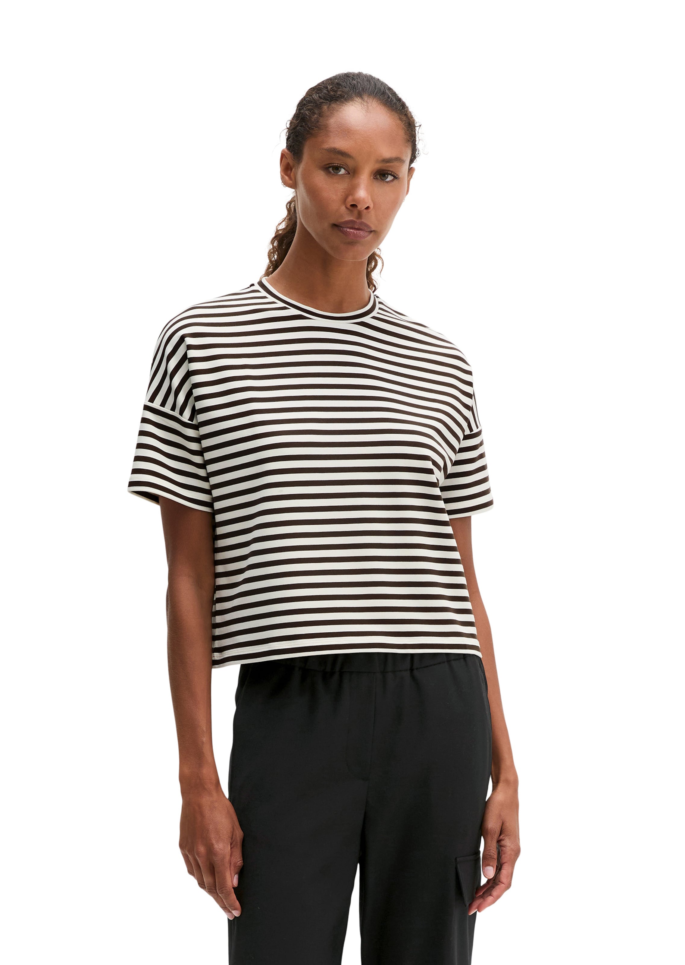 T-shirt Marc O'Polo en noir : devant
