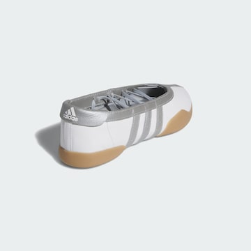 Ballerines 'Taekwondo Mei' ADIDAS ORIGINALS en blanc