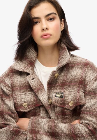Superdry Tussenjas in Bruin