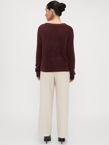 Vero Moda Petite Свитер 'VMPUFF' в Красный