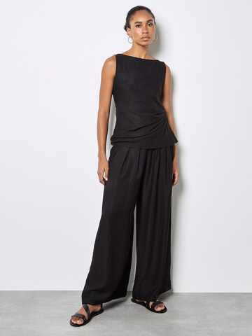 Haut Apricot en noir