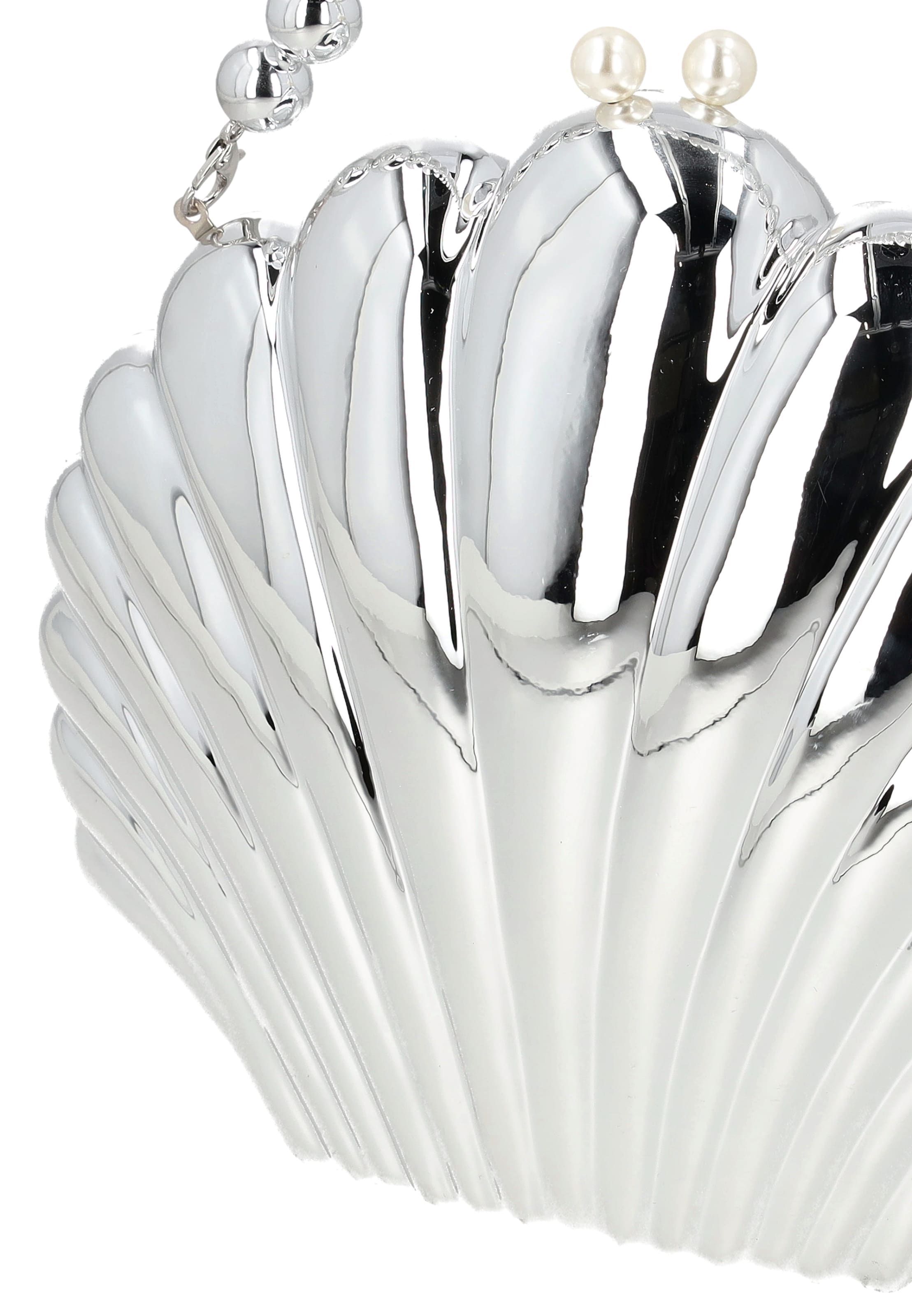 faina Clutch in Silver