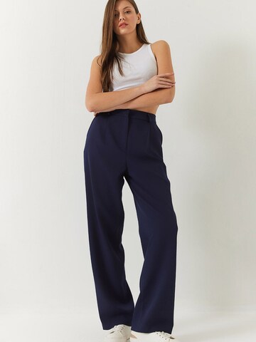 Loosefit Pantalon à pince Bianco Lucci en bleu