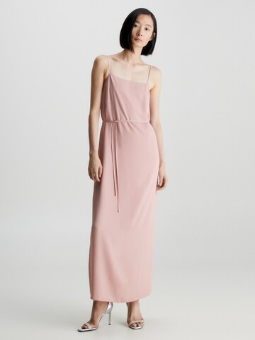 Robe Calvin Klein en rose : devant