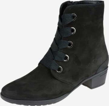 Hartjes Lace-Up Ankle Boots in Black: front