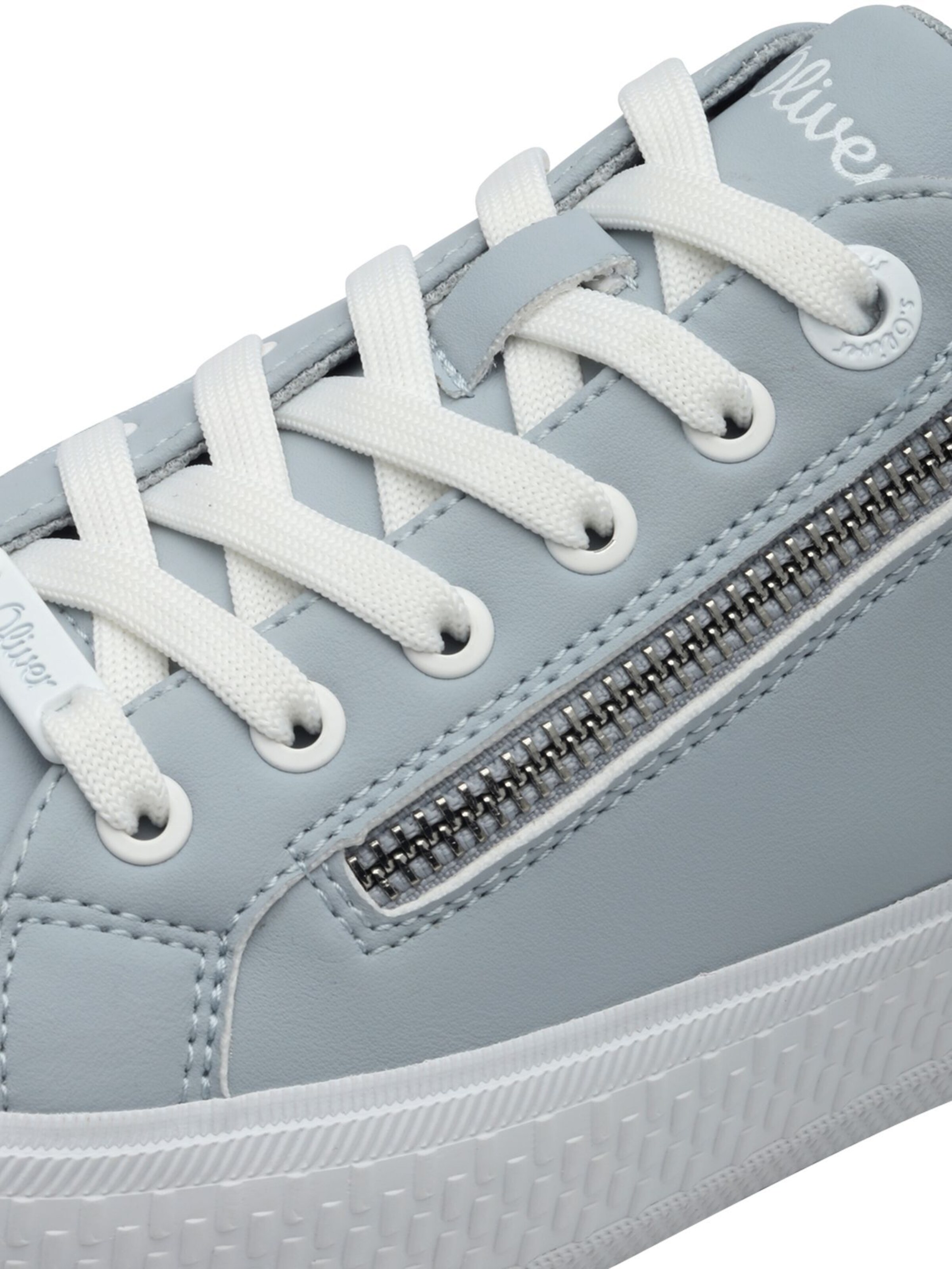 s.Oliver Sneaker in Blau