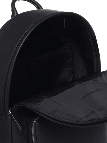 Emporio Armani - Mochila en negro