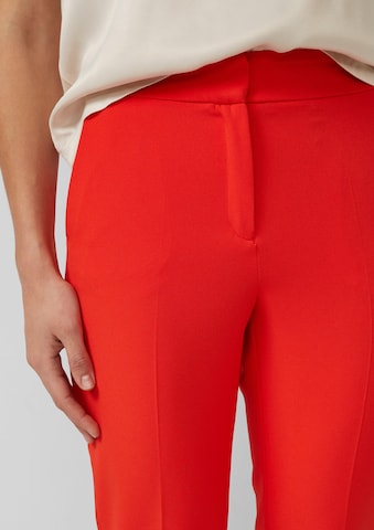 s.Oliver Tapered Hose in Rot
