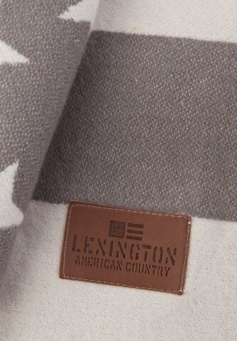 Lexington Plaid Flag in Beige