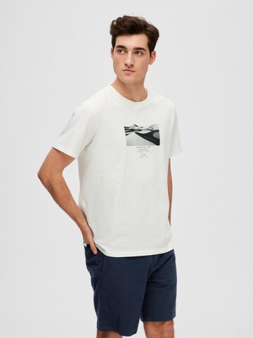 T-Shirt SELECTED HOMME en blanc