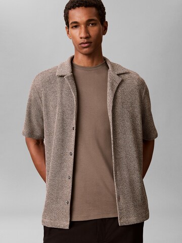 T-Shirt 'Supima' Calvin Klein en marron