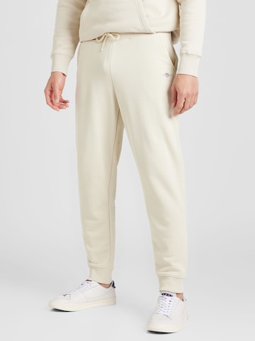 Tapered Pantaloni di GANT in beige: frontale