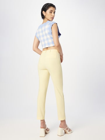 Coupe slim Pantalon à plis PATRIZIA PEPE en jaune