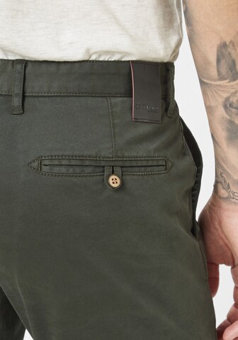 REDPOINT Regular Chino Pants in Green