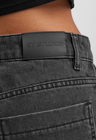 2Y Premium Loosefit Jeans 'Lona' in Grau
