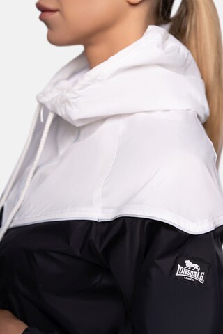 LONSDALE - Casaco meia-estação 'SKERRAY' em preto