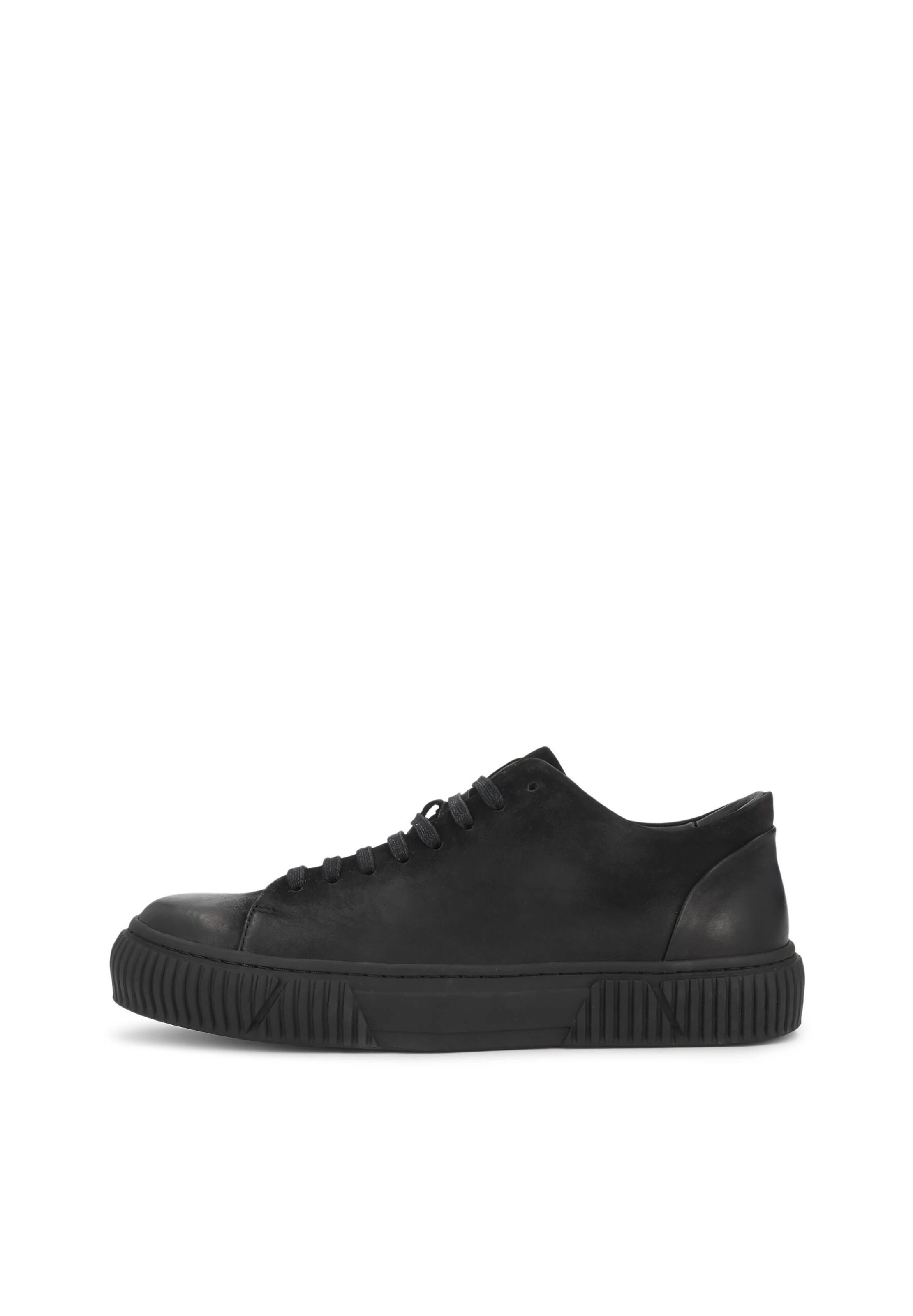Baskets basses Kazar en noir : devant