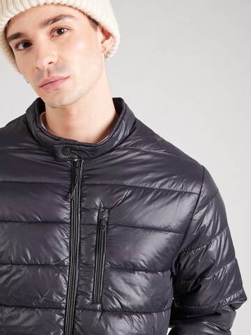 JACK & JONES Демисезонная куртка 'JJMAC' в Черный
