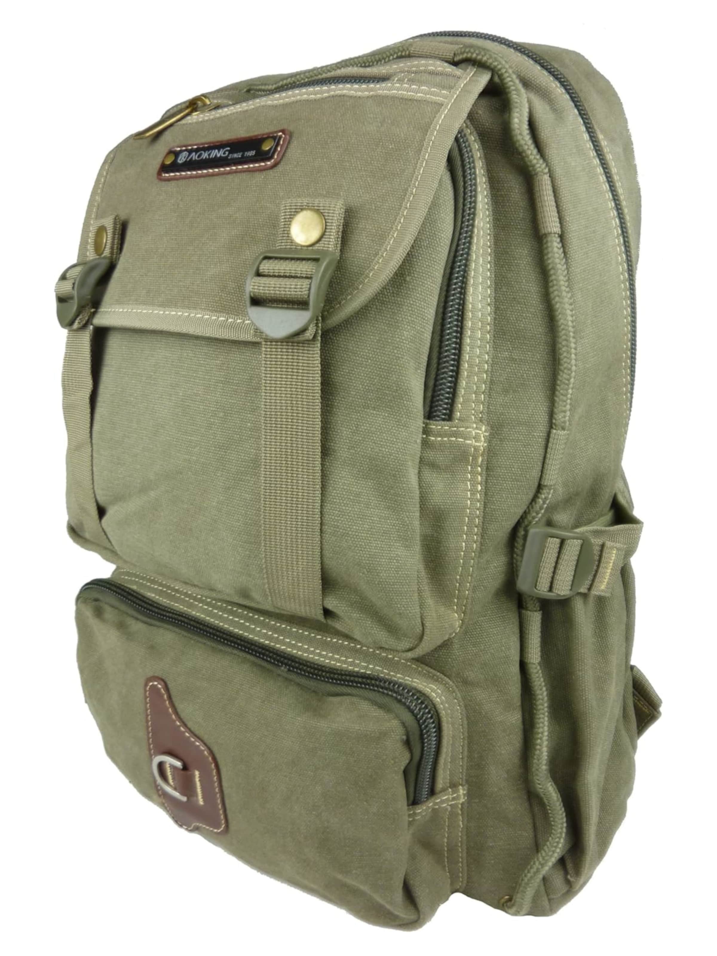Kumixi Backpack in Green: front