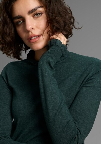 LAURA SCOTT Pullover in Grün