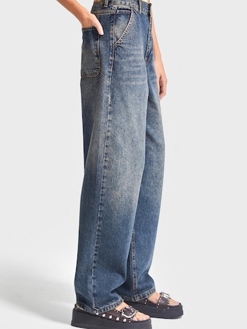 IT'S BASIC Loose fit Jeans 'NORA Skater Mid Rise Jeans' in Blue