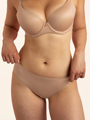 Royal Lounge Intimates Slip 'Rio Fit' in Beige: voorkant