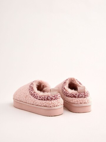 rožinė Lipsy Pusbačiai