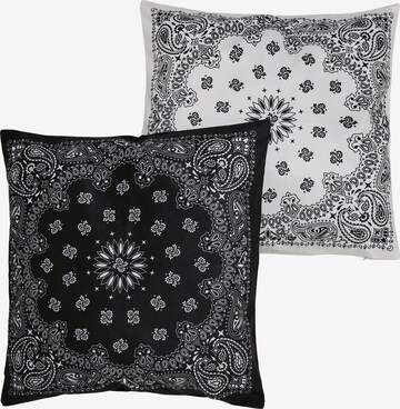 Coussins Urban Classics en noir : devant