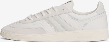 Tommy Jeans Sneakers in White: front