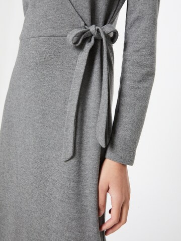 ESPRIT Kleid in Grau