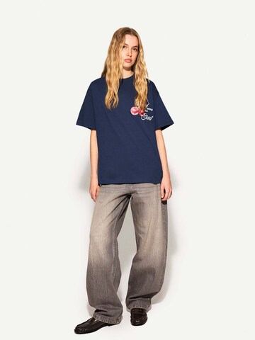 Bershka T-Shirt 'CHERRY PIE' in Blau