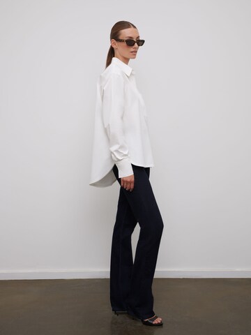 RÆRE by Lorena Rae Blouse 'Darina' in White