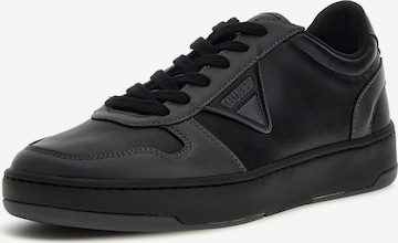 GUESS Matalavartiset tennarit 'VADIK' värissä musta: etupuoli