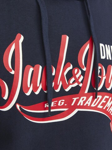 JACK & JONES Sweatshirt i blå