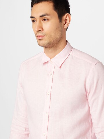BOSS Black - Regular Fit Camisa 'Roger' em rosa