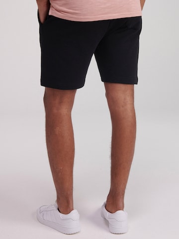 Shiwi Regular Shorts 'Steve' in Schwarz