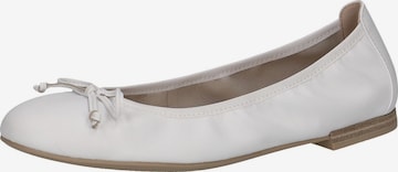 CAPRICE Ballet Flats in White: front