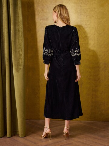 Robe love & roses en noir