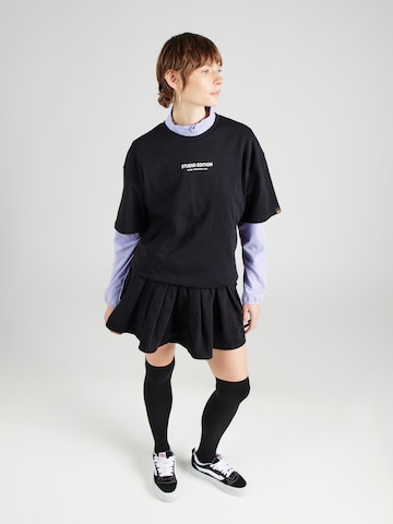 Tricou 'Studio Edition' de la ALPHA INDUSTRIES pe negru