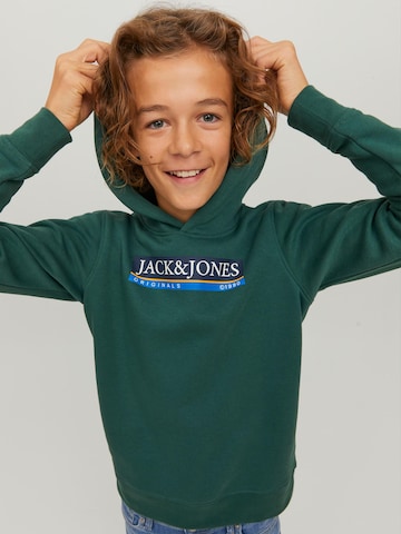 Jack & Jones Junior كنزة رياضية 'Codyy' بلون أخضر