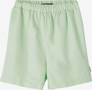 LMTD Regular Broek 'Him' in Groen: voorkant