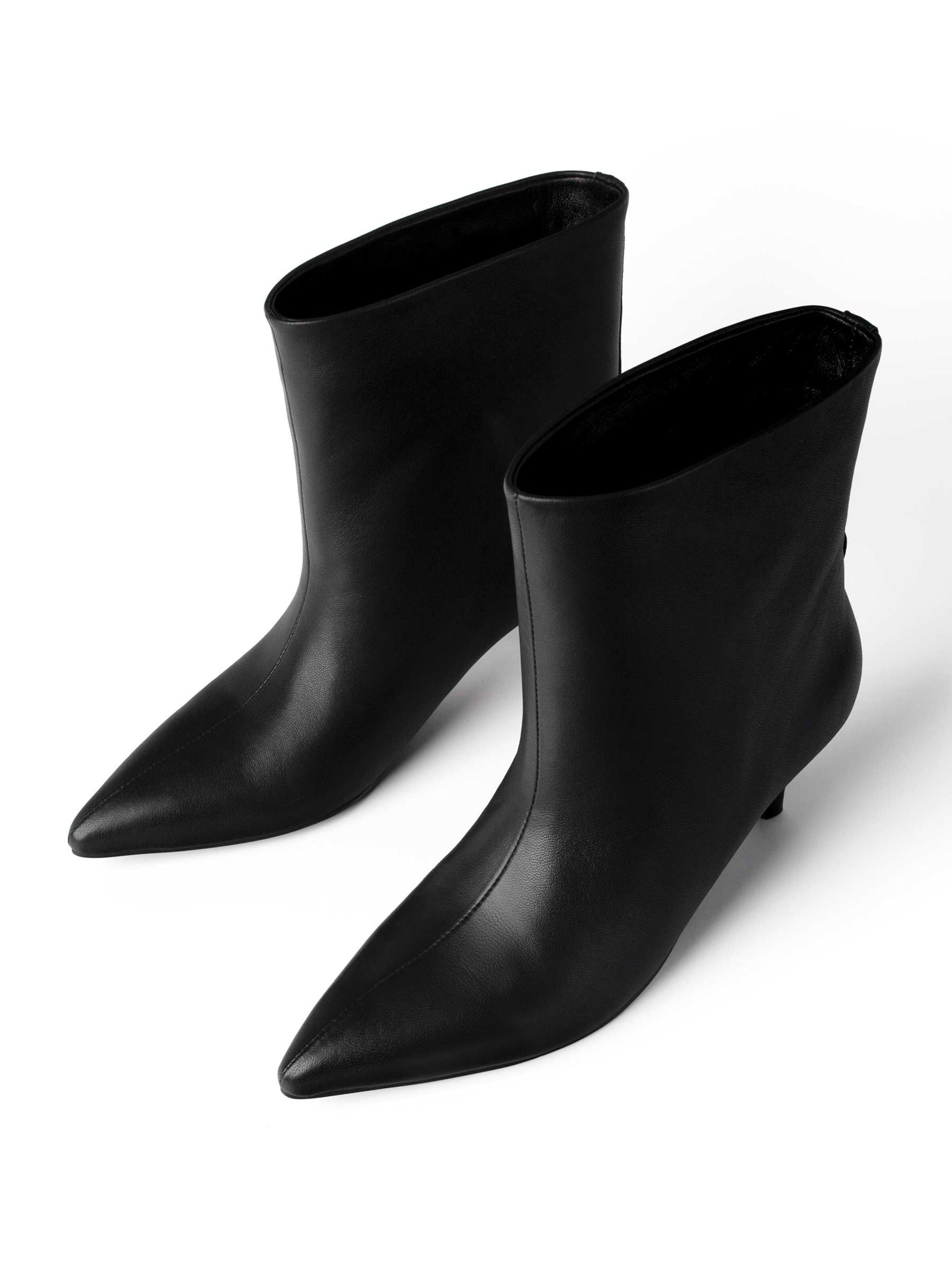 Bottines 'STELLA' L37 HANDMADE SHOES en noir