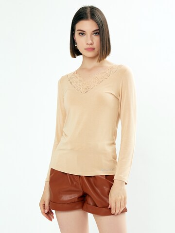 Influencer - Camiseta en beige: frente