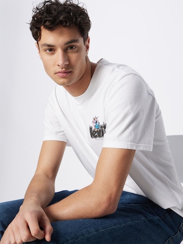 LEVI'S ® Μπλουζάκι 'Relaxed Fit Tee' σε λευκό