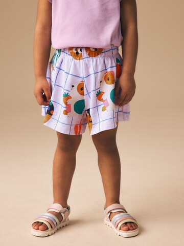 Next Loosefit Shorts in Lila: Vorderseite