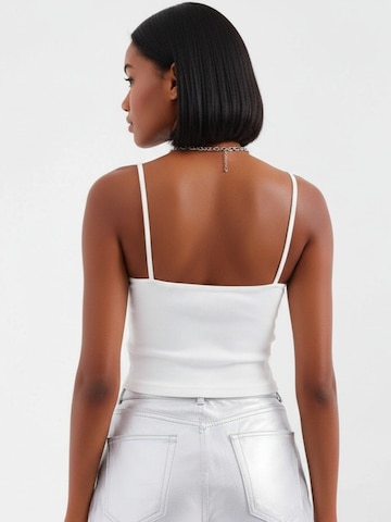 Haut Bigdart en blanc